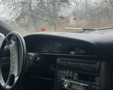 Серый Ауди 100, объемом двигателя 2.3 л и пробегом 250 тыс. км за 834 $, фото 4 на Automoto.ua