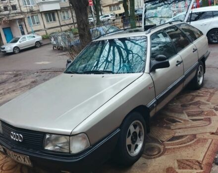 Серый Ауди 100, объемом двигателя 2 л и пробегом 200 тыс. км за 2300 $, фото 1 на Automoto.ua