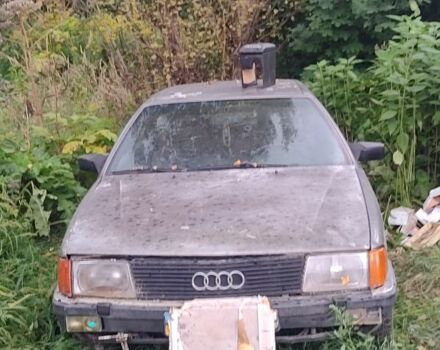 Сірий Ауді 100, об'ємом двигуна 2 л та пробігом 500 тис. км за 500 $, фото 1 на Automoto.ua