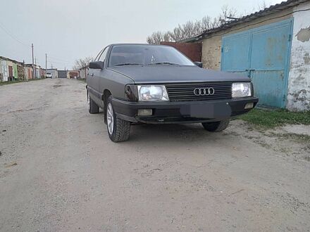 Ауди 100 1983 в Владимир-Волынский на Automoto.ua Серый Ауди 100, объемом двигателя 1.8 л и пробегом 300 тыс. км за 1500 $, фото 1 на Automoto.ua