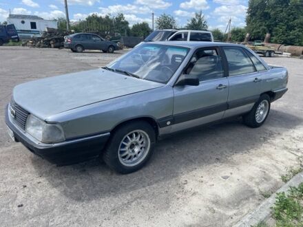 Серый Ауди 100, объемом двигателя 2.1 л и пробегом 300 тыс. км за 979 $, фото 1 на Automoto.ua
