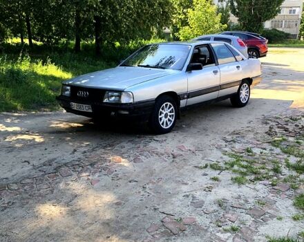 Сірий Ауді 100, об'ємом двигуна 2.2 л та пробігом 0 тис. км за 1200 $, фото 1 на Automoto.ua