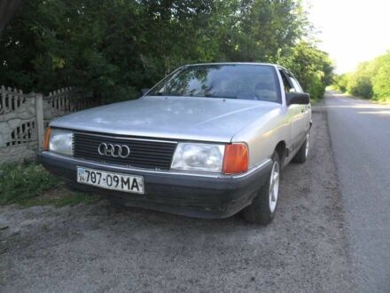 Серый Ауди 100, объемом двигателя 2 л и пробегом 270 тыс. км за 1250 $, фото 1 на Automoto.ua