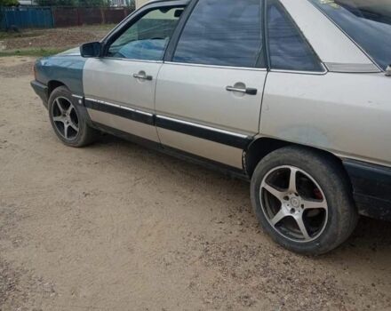 Серый Ауди 100, объемом двигателя 2.1 л и пробегом 666 тыс. км за 650 $, фото 1 на Automoto.ua