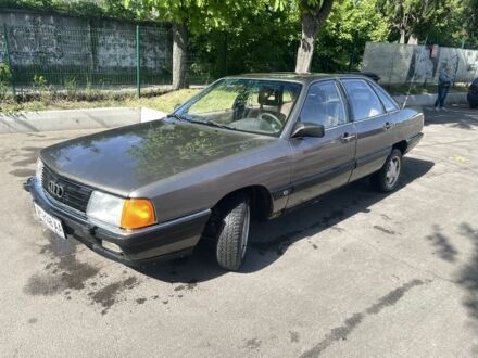 Ауди 100 1985 в Киеве на Automoto.ua Серый Ауди 100, объемом двигателя 2.3 л и пробегом 2 тыс. км за 1000 $, фото 1 на Automoto.ua
