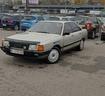 Серый Ауди 100, объемом двигателя 2.2 л и пробегом 400 тыс. км за 1600 $, фото 1 на Automoto.ua