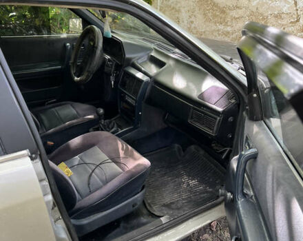 Сірий Ауді 100, об'ємом двигуна 2.3 л та пробігом 360 тис. км за 750 $, фото 1 на Automoto.ua