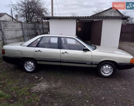 Сірий Ауді 100, об'ємом двигуна 1.8 л та пробігом 222 тис. км за 1150 $, фото 1 на Automoto.ua