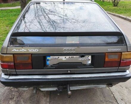 Серый Ауди 100, объемом двигателя 2 л и пробегом 43 тыс. км за 1800 $, фото 1 на Automoto.ua
