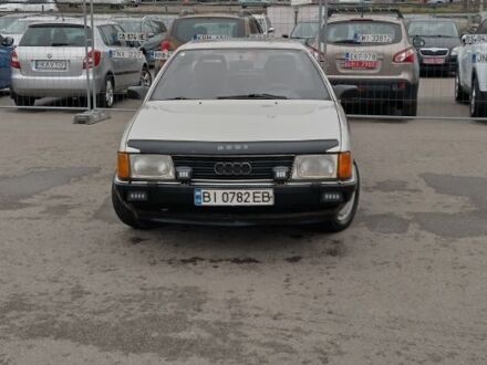 Серый Ауди 100, объемом двигателя 0 л и пробегом 400 тыс. км за 1600 $, фото 1 на Automoto.ua