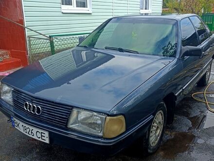 Ауди 100 1986 в Сарнах на Automoto.ua Серый Ауди 100, объемом двигателя 2 л и пробегом 0 тыс. км за 2100 $, фото 1 на Automoto.ua