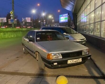 Сірий Ауді 100, об'ємом двигуна 1.8 л та пробігом 298 тис. км за 1400 $, фото 1 на Automoto.ua