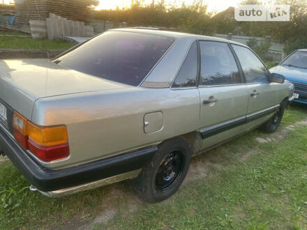 Ауді 100 1986 у Івано-Франківську на Automoto.ua Сірий Ауді 100, об'ємом двигуна 1.8 л та пробігом 308 тис. км за 999 $, фото 1 на Automoto.ua