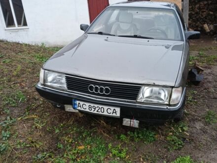 Сірий Ауді 100, об'ємом двигуна 1.8 л та пробігом 215 тис. км за 898 $, фото 1 на Automoto.ua