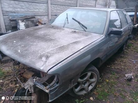 Серый Ауди 100, объемом двигателя 2.2 л и пробегом 400 тыс. км за 450 $, фото 1 на Automoto.ua