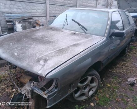 Серый Ауди 100, объемом двигателя 2.2 л и пробегом 400 тыс. км за 450 $, фото 1 на Automoto.ua