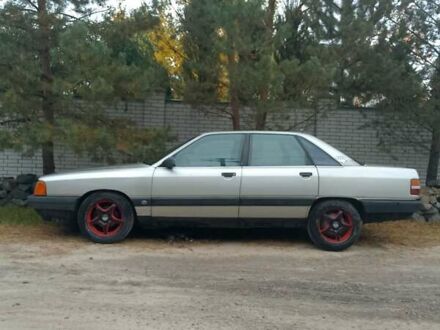 Ауди 100 1988 в Буче на Automoto.ua Серый Ауди 100, объемом двигателя 2 л и пробегом 263 тыс. км за 1600 $, фото 1 на Automoto.ua