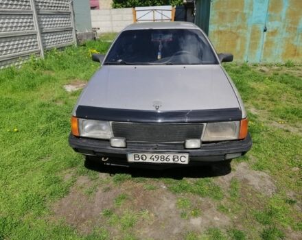 Сірий Ауді 100, об'ємом двигуна 2.2 л та пробігом 3 тис. км за 1000 $, фото 1 на Automoto.ua