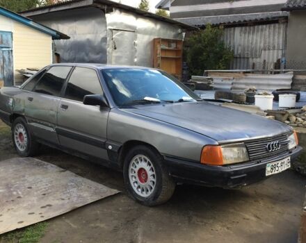 Серый Ауди 100, объемом двигателя 2 л и пробегом 270 тыс. км за 680 $, фото 1 на Automoto.ua