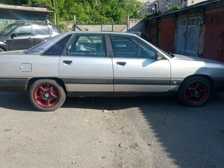Ауді 100 1988 у Києві на Automoto.ua Сірий Ауді 100, об'ємом двигуна 2 л та пробігом 300 тис. км за 1500 $, фото 1 на Automoto.ua