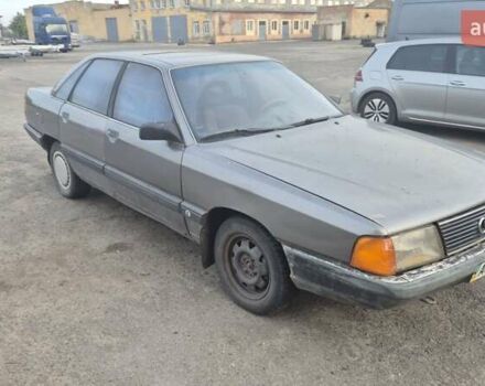 Сірий Ауді 100, об'ємом двигуна 2 л та пробігом 200 тис. км за 799 $, фото 1 на Automoto.ua