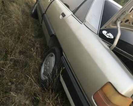 Сірий Ауді 100, об'ємом двигуна 2 л та пробігом 320 тис. км за 474 $, фото 1 на Automoto.ua