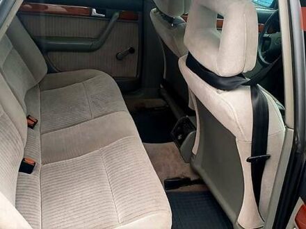 Сірий Ауді 100, об'ємом двигуна 2.8 л та пробігом 200 тис. км за 2500 $, фото 1 на Automoto.ua