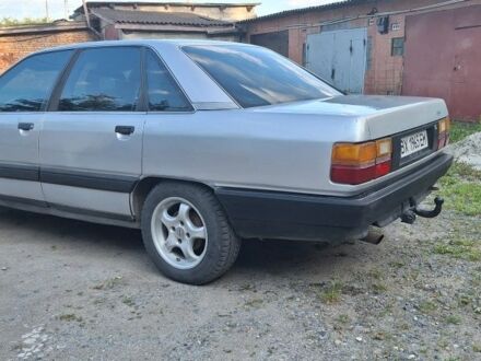 Серый Ауди 100, объемом двигателя 2 л и пробегом 400 тыс. км за 900 $, фото 1 на Automoto.ua