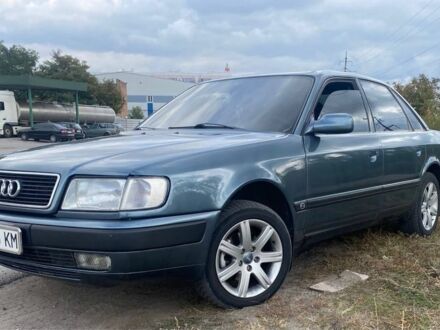Серый Ауди 100, объемом двигателя 2.8 л и пробегом 380 тыс. км за 2600 $, фото 1 на Automoto.ua
