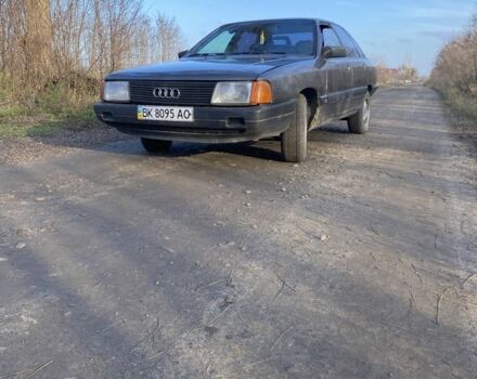 Сірий Ауді 100, об'ємом двигуна 2 л та пробігом 400 тис. км за 1450 $, фото 1 на Automoto.ua