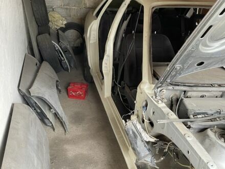 Сірий Ауді 100, об'ємом двигуна 2.8 л та пробігом 3 тис. км за 1000 $, фото 1 на Automoto.ua