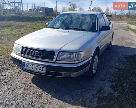 Серый Ауди 100, объемом двигателя 2 л и пробегом 315 тыс. км за 2100 $, фото 1 на Automoto.ua