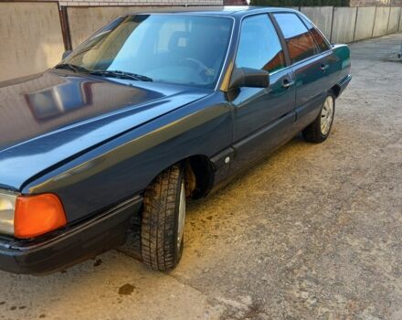 Синий Ауди 100, объемом двигателя 1.8 л и пробегом 348 тыс. км за 1850 $, фото 3 на Automoto.ua