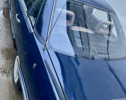 Синий Ауди 100, объемом двигателя 1.8 л и пробегом 100 тыс. км за 1400 $, фото 5 на Automoto.ua