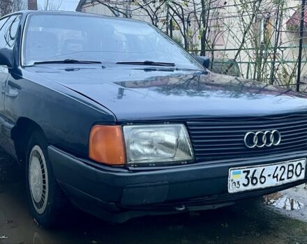 Синий Ауди 100, объемом двигателя 1.8 л и пробегом 100 тыс. км за 1400 $, фото 3 на Automoto.ua