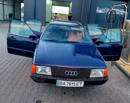 Синий Ауди 100, объемом двигателя 2 л и пробегом 200 тыс. км за 1100 $, фото 3 на Automoto.ua