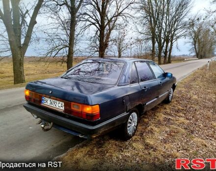 Синий Ауди 100, объемом двигателя 2 л и пробегом 300 тыс. км за 950 $, фото 3 на Automoto.ua