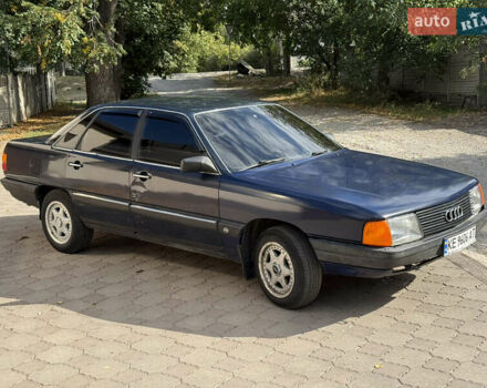 Синий Ауди 100, объемом двигателя 1.8 л и пробегом 555 тыс. км за 1375 $, фото 2 на Automoto.ua