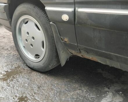 Синий Ауди 100, объемом двигателя 2 л и пробегом 550 тыс. км за 1313 $, фото 9 на Automoto.ua