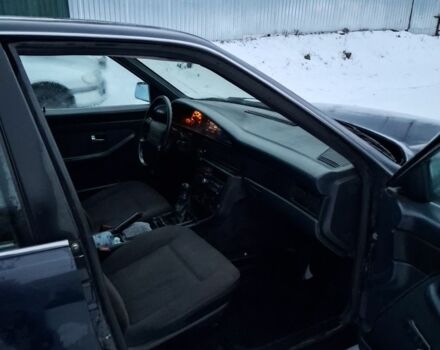 Синий Ауди 100, объемом двигателя 1.8 л и пробегом 340 тыс. км за 1100 $, фото 3 на Automoto.ua