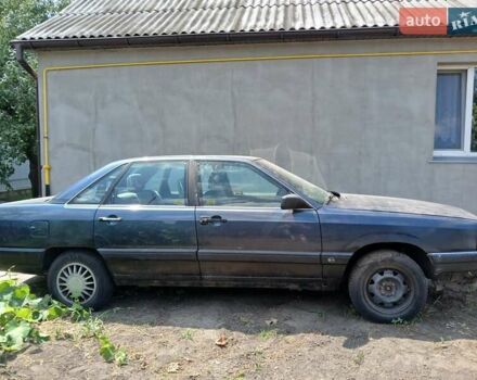 Синий Ауди 100, объемом двигателя 1.8 л и пробегом 200 тыс. км за 1500 $, фото 3 на Automoto.ua