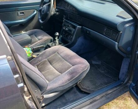 Синий Ауди 100, объемом двигателя 2.1 л и пробегом 1000 тыс. км за 1400 $, фото 4 на Automoto.ua