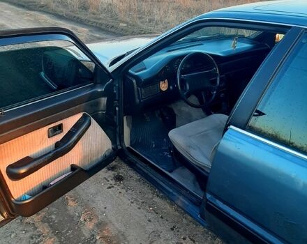 Синий Ауди 100, объемом двигателя 2 л и пробегом 350 тыс. км за 2300 $, фото 5 на Automoto.ua