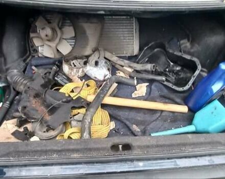 Синий Ауди 100, объемом двигателя 1.8 л и пробегом 300 тыс. км за 1500 $, фото 10 на Automoto.ua