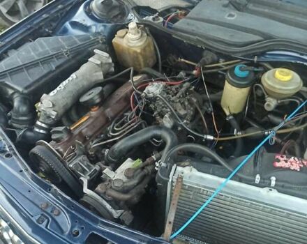 Синий Ауди 100, объемом двигателя 1.98 л и пробегом 300 тыс. км за 1700 $, фото 5 на Automoto.ua