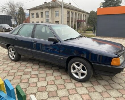 Синій Ауді 100, об'ємом двигуна 1.8 л та пробігом 265 тис. км за 2800 $, фото 5 на Automoto.ua