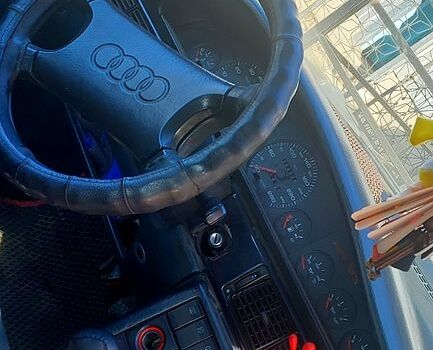 Синий Ауди 100, объемом двигателя 2 л и пробегом 280 тыс. км за 1000 $, фото 11 на Automoto.ua