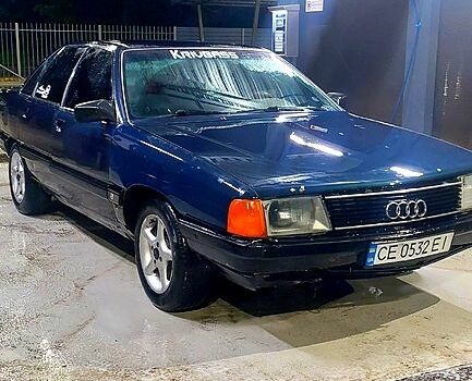 Синий Ауди 100, объемом двигателя 2 л и пробегом 280 тыс. км за 1000 $, фото 2 на Automoto.ua
