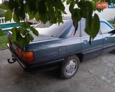 Синий Ауди 100, объемом двигателя 1.8 л и пробегом 459 тыс. км за 2500 $, фото 2 на Automoto.ua