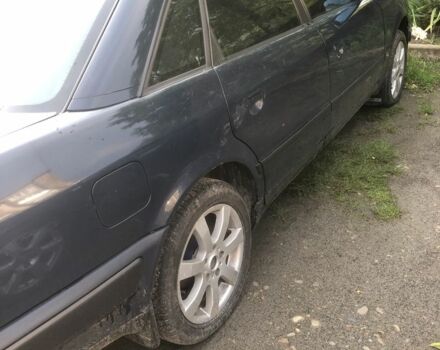 Синій Ауді 100, об'ємом двигуна 2.8 л та пробігом 327 тис. км за 2000 $, фото 4 на Automoto.ua